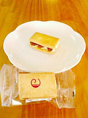 HENRI CHARPENTIER�@�w�����̃��[�Y���T���h�x