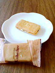 ����������i����i��@�w���[�Y���T���h�x